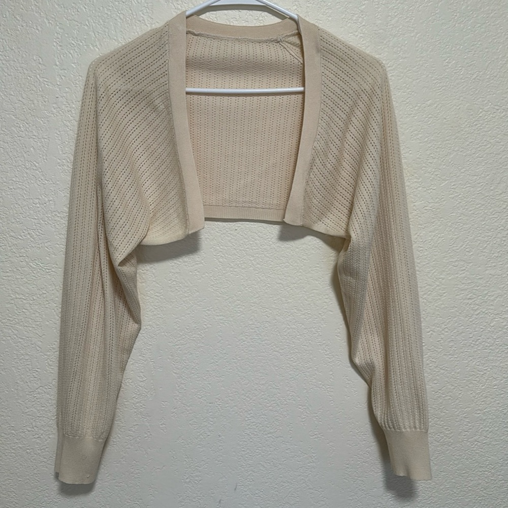 Knit shrug cardigan